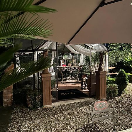 Borgo Di Beppe E Gloria Suite サン・ジョヴァンニ・ヴァルダルノ エクステリア 写真