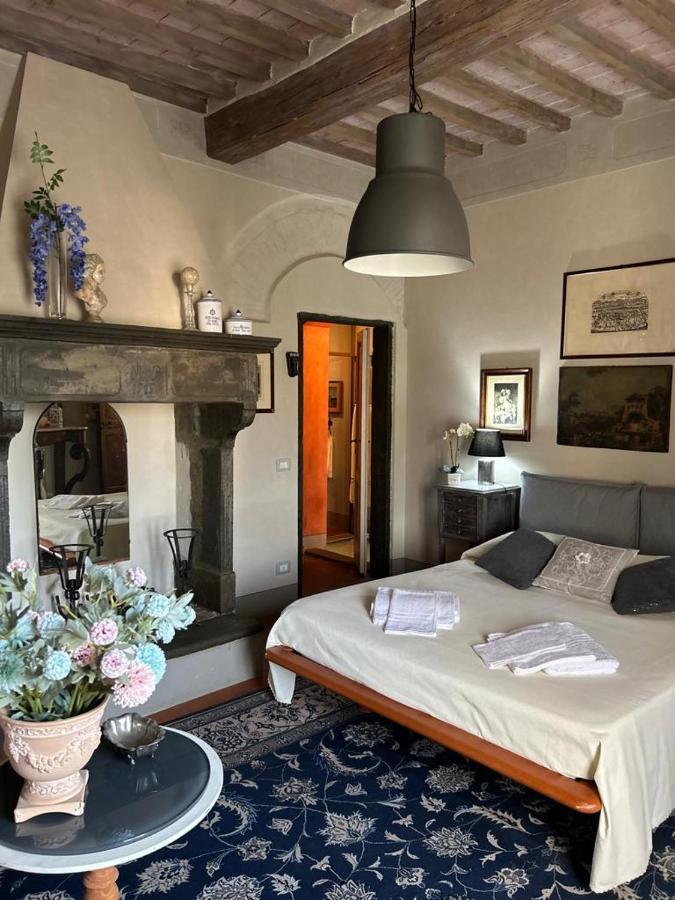 Borgo Di Beppe E Gloria Suite サン・ジョヴァンニ・ヴァルダルノ エクステリア 写真