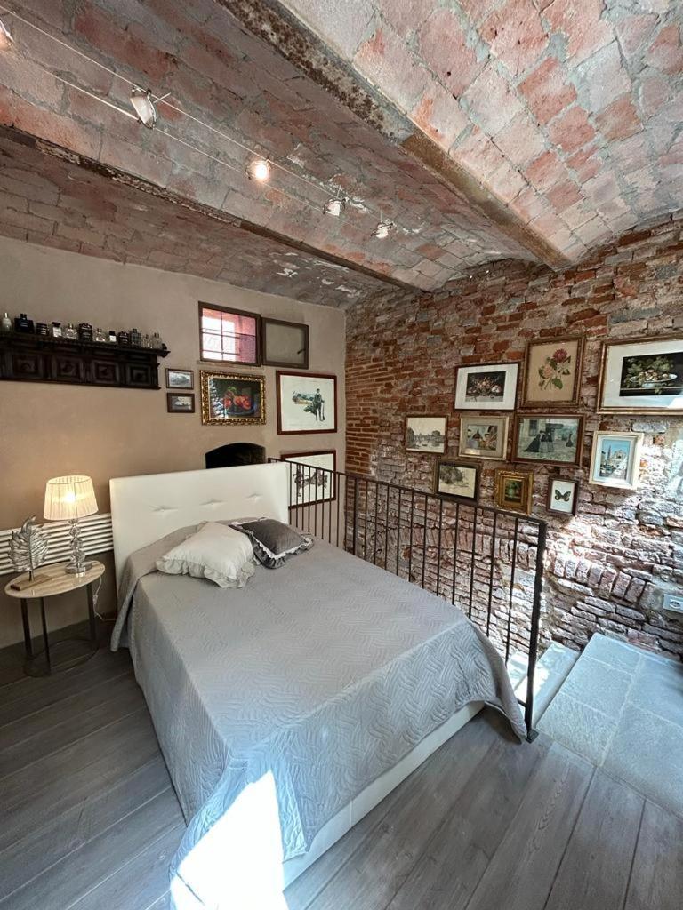 Borgo Di Beppe E Gloria Suite サン・ジョヴァンニ・ヴァルダルノ エクステリア 写真