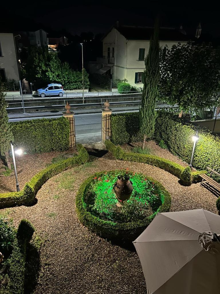 Borgo Di Beppe E Gloria Suite サン・ジョヴァンニ・ヴァルダルノ エクステリア 写真