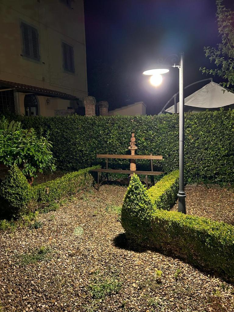 Borgo Di Beppe E Gloria Suite サン・ジョヴァンニ・ヴァルダルノ エクステリア 写真